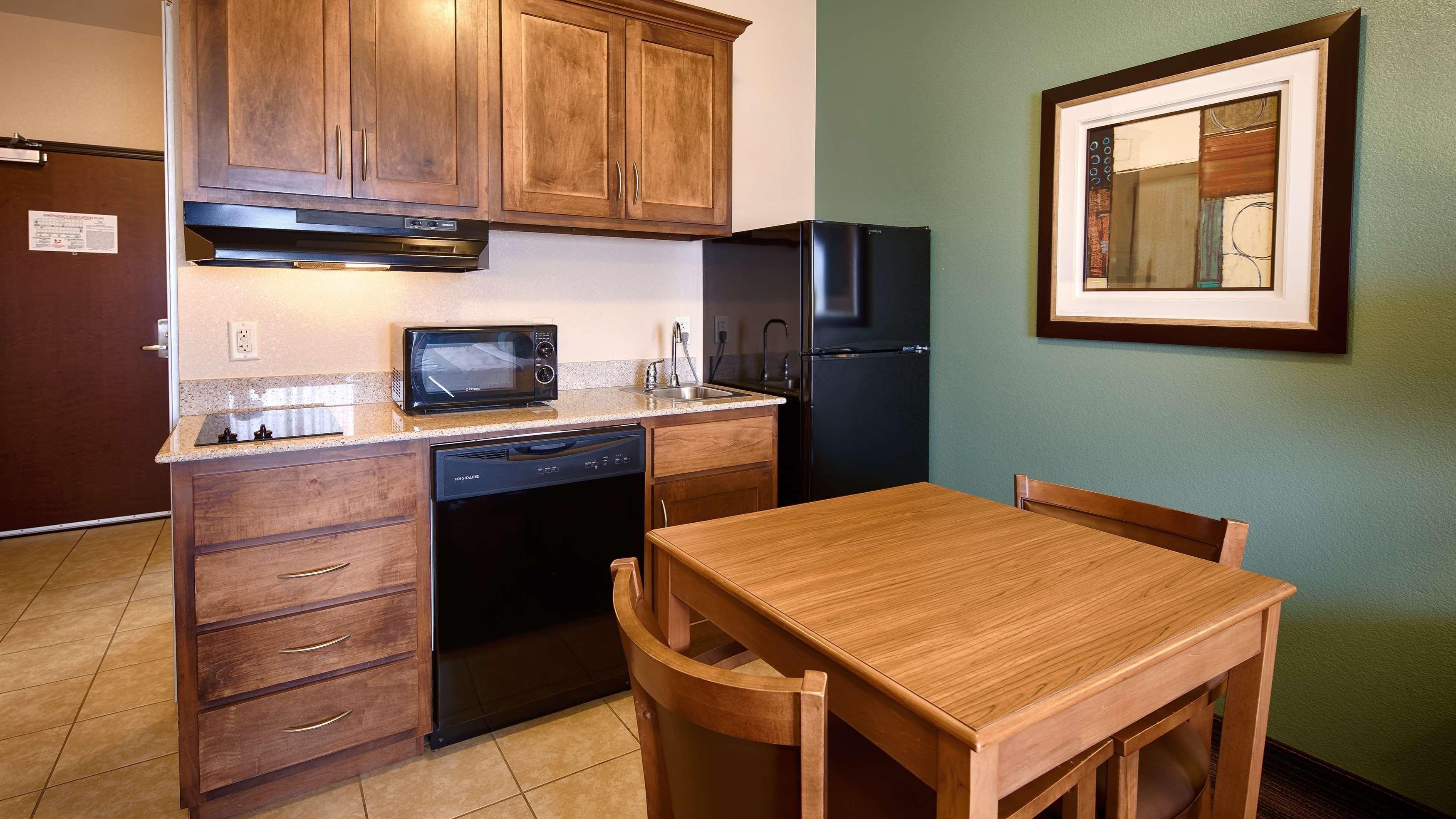 Western Hotel&suites