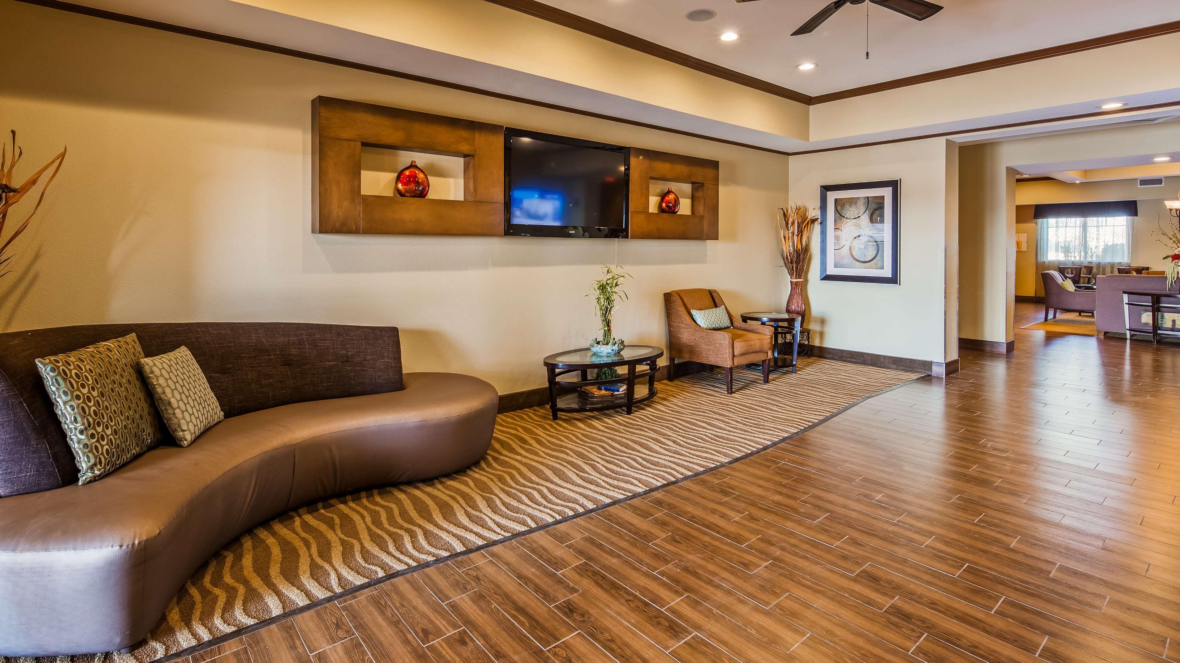 Western Hotel&suites 3*