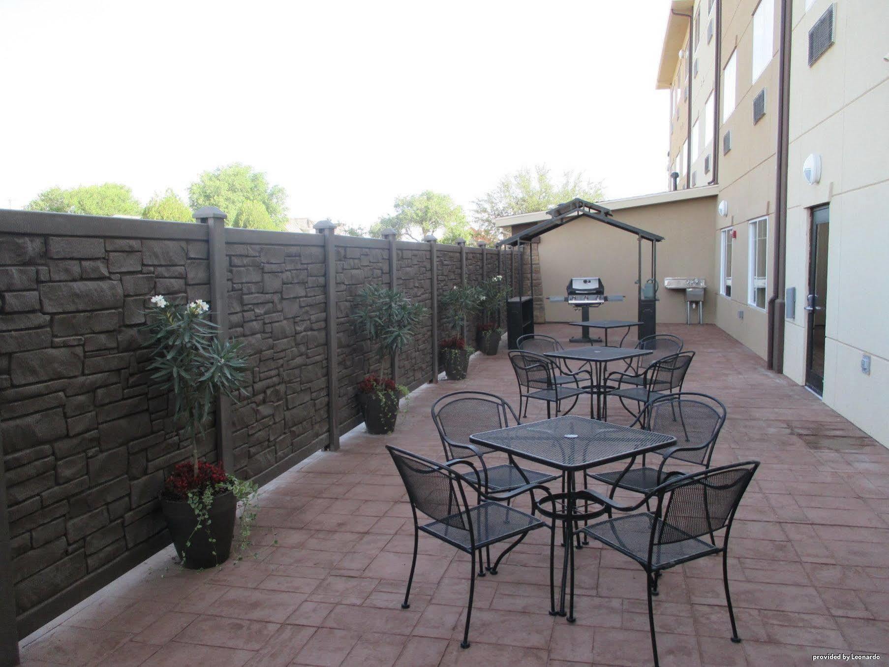 Western Hotel&suites Seminole